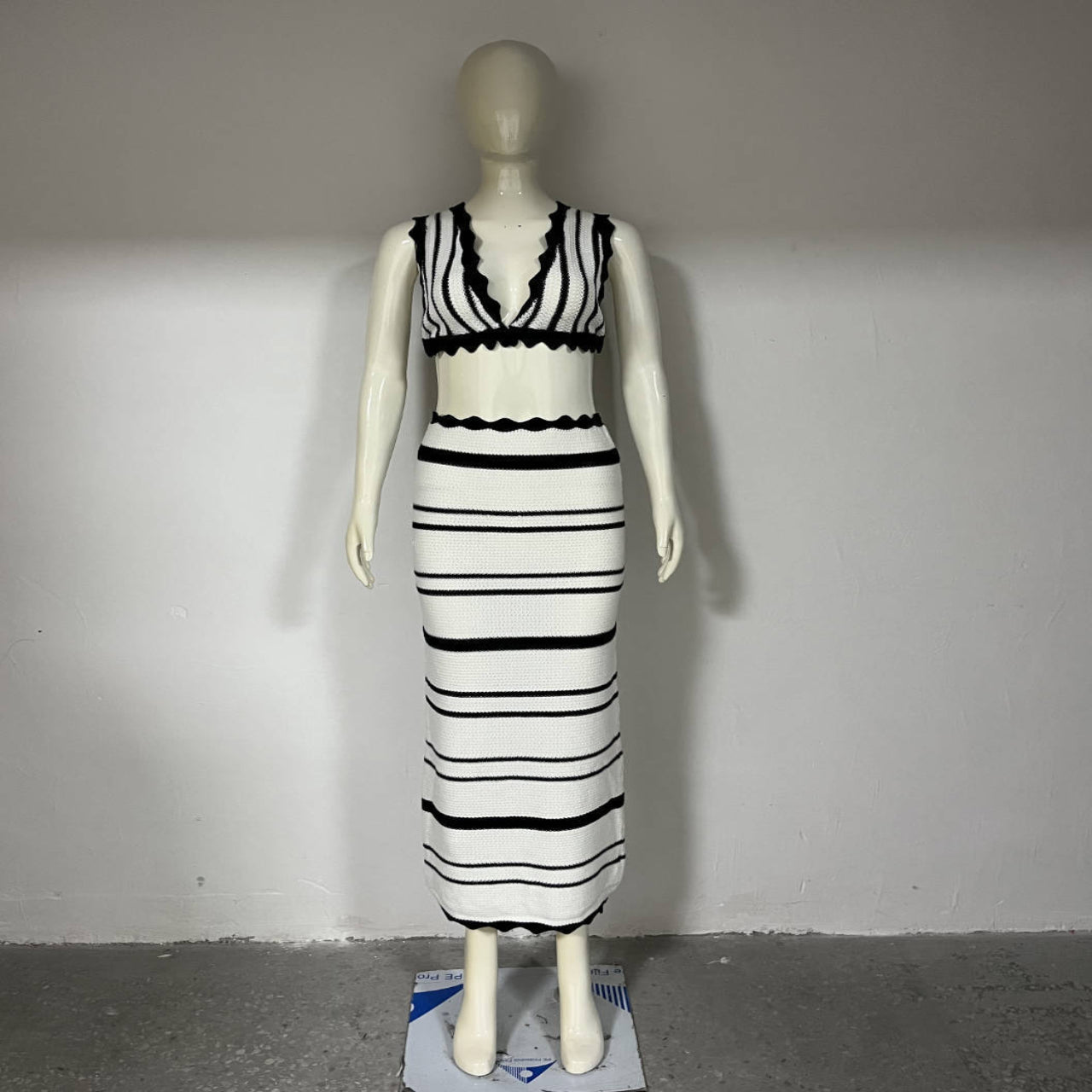 2pcs Striped Bikini & Sling Dress Set