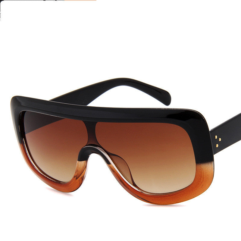 Bold Retro – One-Piece Trend Sunglasses