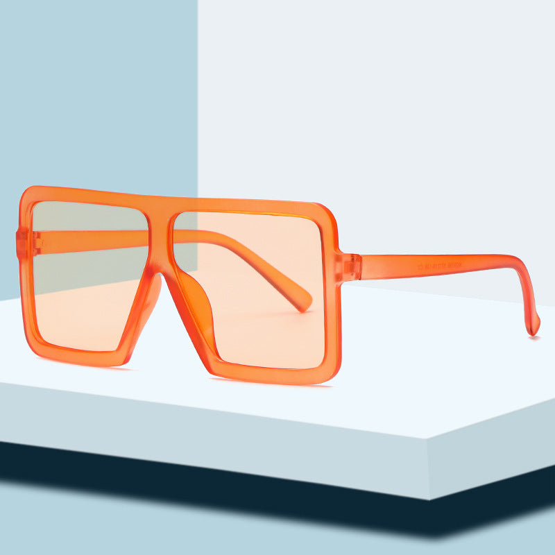 ChicSquare – Oversized Fashion Shades