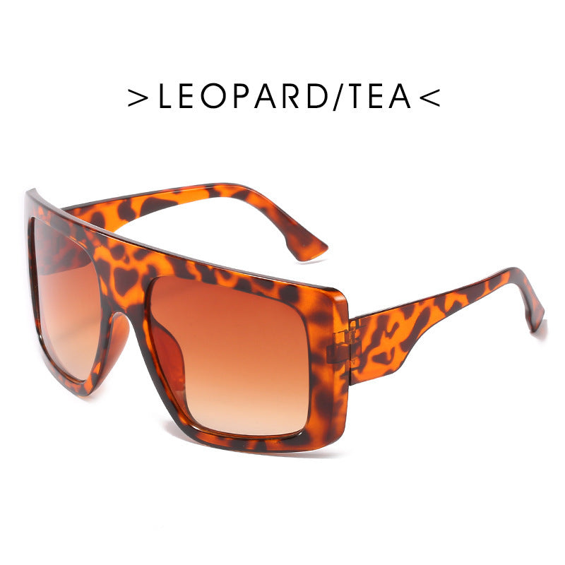 BeachBox – Square Oversized Sunnies